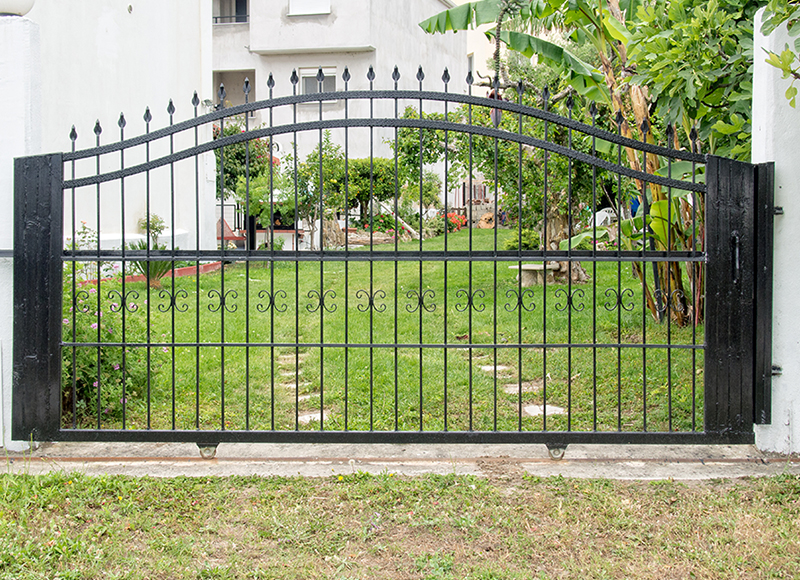 Gate Installation and Repair in Los Angeles