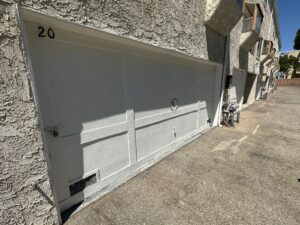 Install new garage door in Winnetka -Before and after